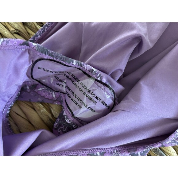 RUSTY LAVENDER FLORAL LONG SLEEVE OPEN BACK ONE PIECE SWIMSUIT SIZE SMALL - Picture 5 of 5